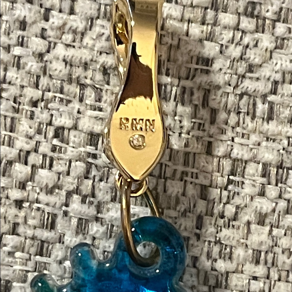Roman RMN Seahorse Pendant Blue and Green - Picture 5 of 7